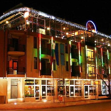 Ambaritsa Hotel Gorna Oryahovitsa Bagian luar foto